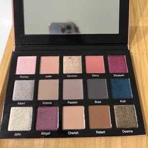 Brand new unused Sydney Grace eyeshadow palette